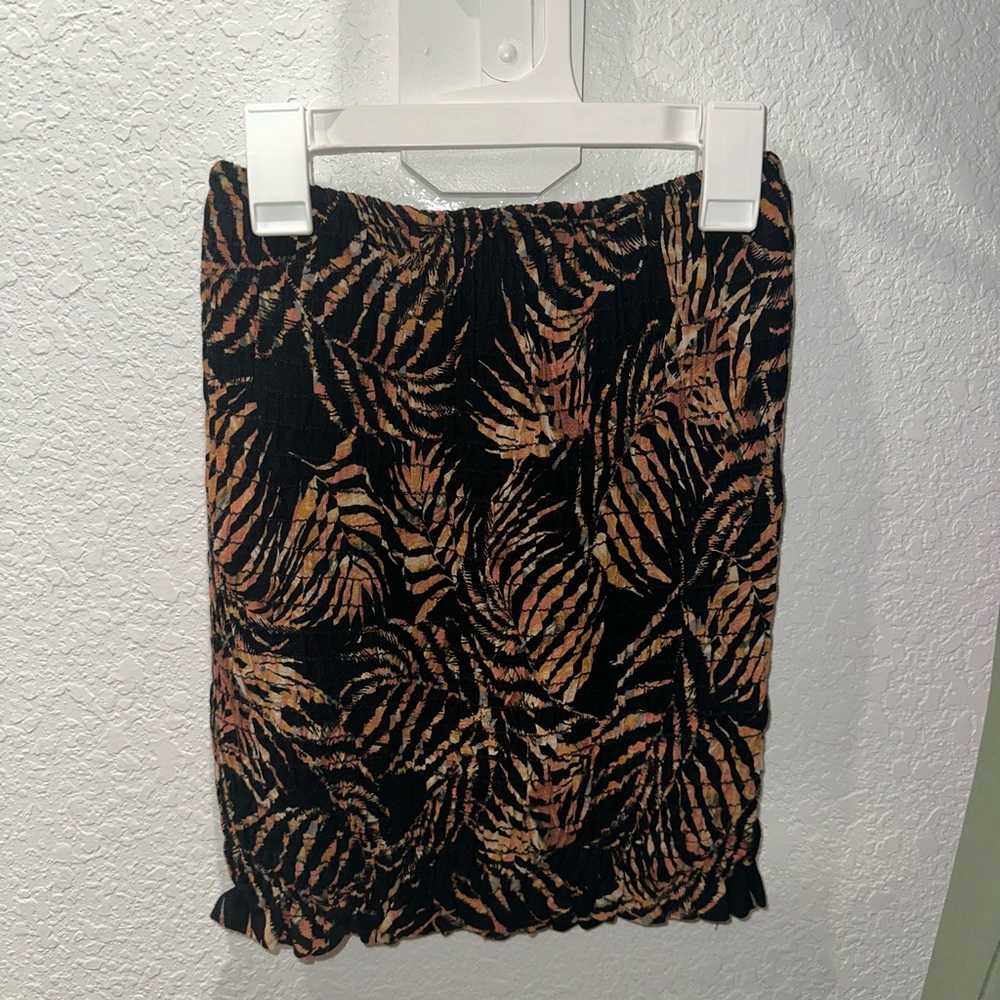 Windsor black pattern skirt